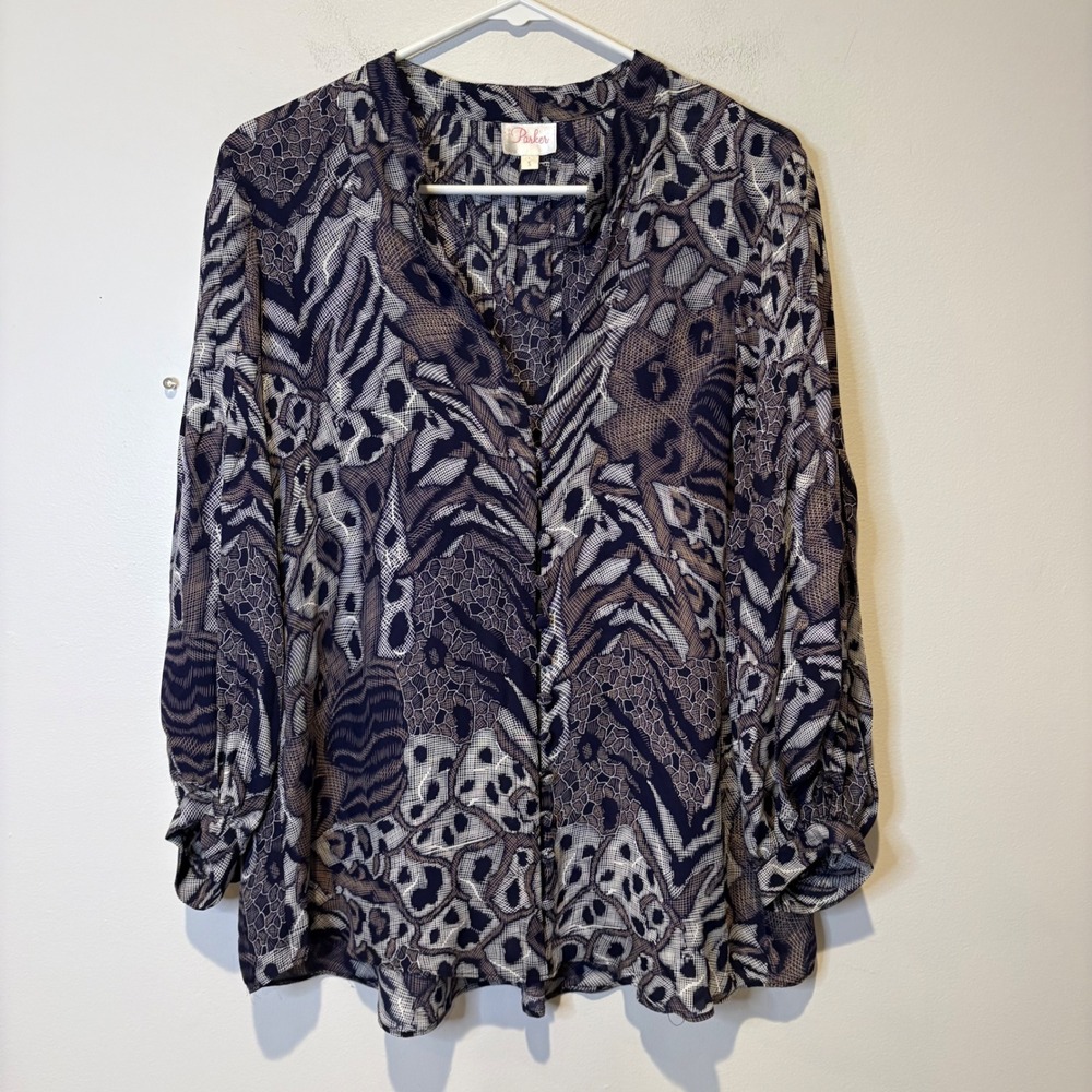 Parker Womens 100% Silk Animal Print V Neck Button Front Blouse Shirt Top Size S